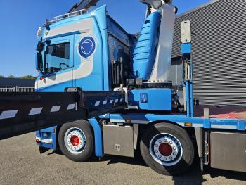 Scania R520 V8 8x2/6 / HMF 70 tm + JUMBO AANHANGER